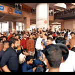 ट्रेन की छत पर चढ़ा युवक, 25000 वोल्ट की चपेट में आने से हुआ धमाका और शरीर में लगी आग