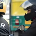 थाने के गेट पर बैठ गए लोग, दिल्ली के उत्तम नगर में हत्या के विरोध में जोरदार हंगामा, जानें पूरा मामला